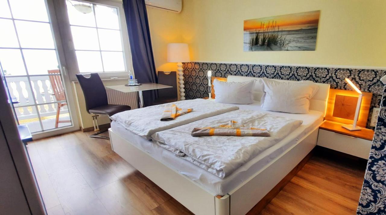 Hotel Waterkant Sassnitz Extérieur photo