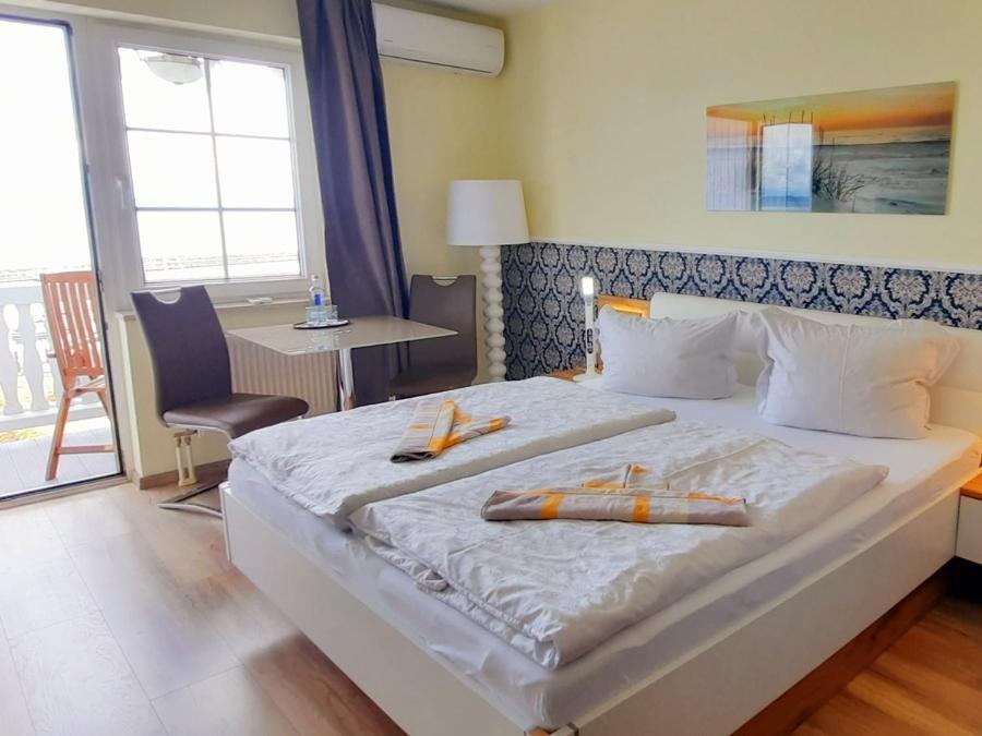 Hotel Waterkant Sassnitz Extérieur photo