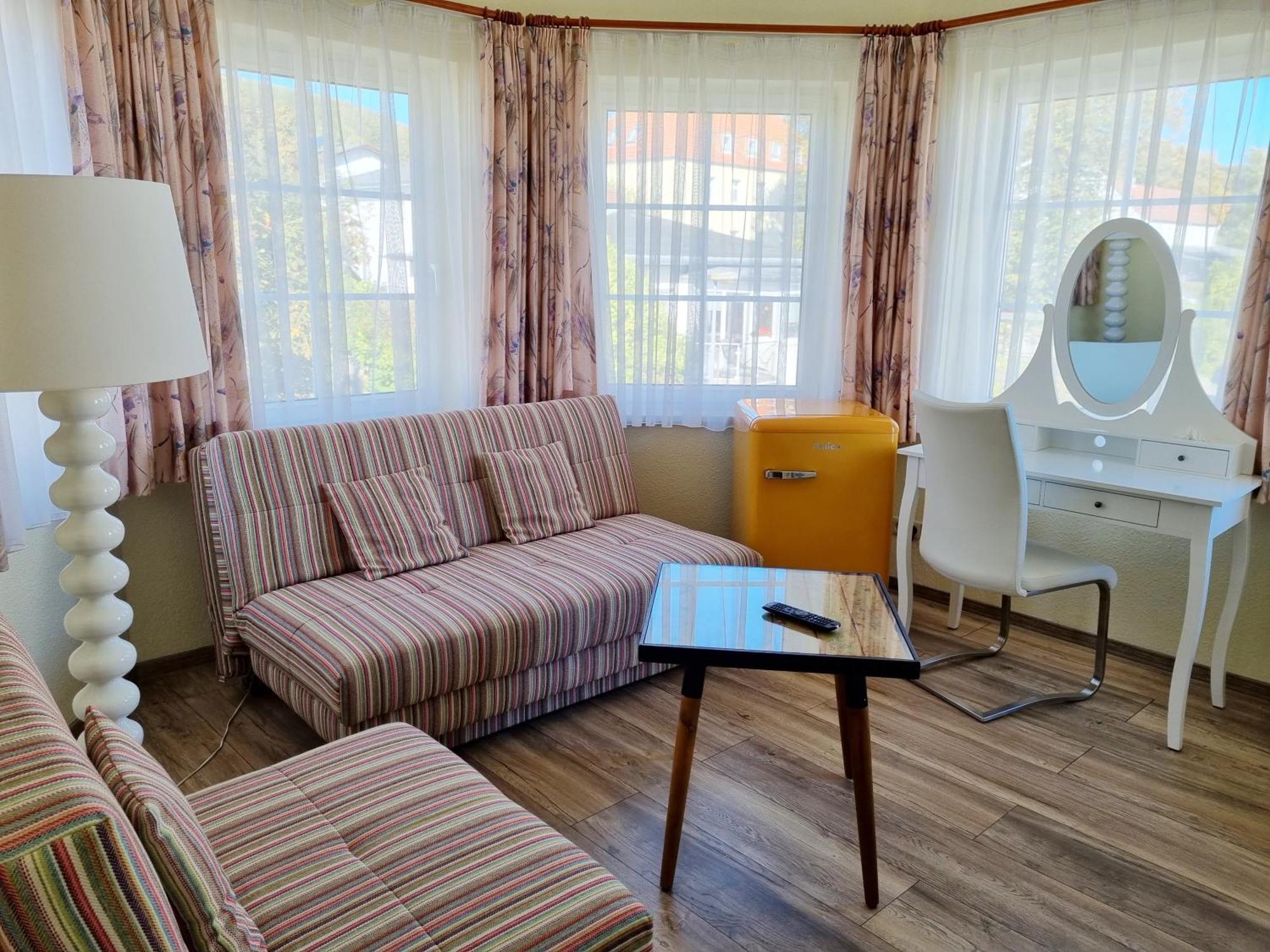 Hotel Waterkant Sassnitz Extérieur photo